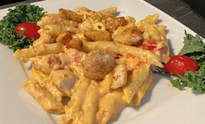 PENNE Z SOSEM SEROWYM, KURCZAKIEM 250 g